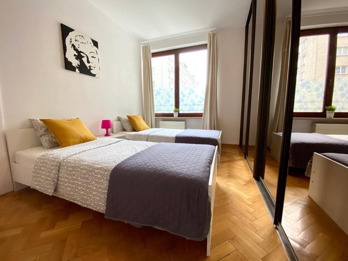 Center Warsaw - Apartmenty Jana Pawla II Exterior photo